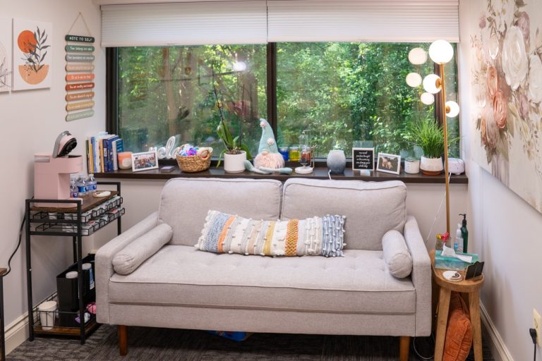 How Targeted Intensive Outpatient Program (IOP) Tracks Support Timely Intervention 